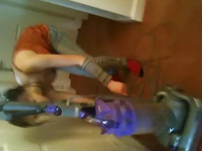 ದೊಡ್ಡ ಕತ್ತೆಯೊಂದಿಗೆ ಪರ್ಫೆಕ್ಟ್ ಹುಡುಗಿ ಸವಾರಿ ಮಾಡುತ್ತಾಳೆ