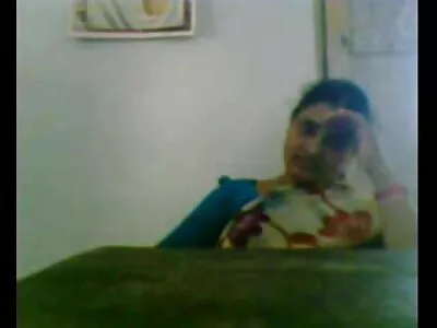 ಅವಳ ತುಟಿಗಳು ತುಂಬಾ ಮೃದುವಾಗಿವೆ