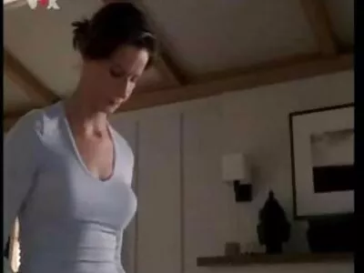 ತಾನು ಹೀರುವ ಡಿಕ್ ಅನ್ನು ಪ್ರೀತಿಸುತ್ತೇನೆ ಎಂದು ಹದಿಹರೆಯದವರು ಹೇಳುತ್ತಾರೆ