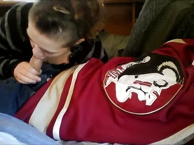 ಪೋಸ್ ಅರವತ್ತೊಂಬತ್ತು ಮತ್ತು ಅವನ ಹೆಂಡತಿಯೊಂದಿಗೆ ಲೈಂಗಿಕತೆ