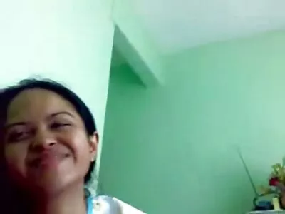 ಮಜಾ ಅನುಭವಿಸುತ್ತಾ ಮತ್ತು ನನ್ನ ತರುಣಿಯನ್ನು ತಿರುಗಿಸುತ್ತಿದ್ದೇನೆ