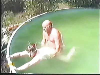 ಪರಿಪೂರ್ಣ ಚೇಕಡಿ ಹಕ್ಕಿಗಳು ಮತ್ತು ಸ್ಥಿತಿಸ್ಥಾಪಕ ಕತ್ತೆ ನನ್ನ ಕೋಳಿಯ ಮೇಲೆ ಜಿಗಿಯುತ್ತದೆ