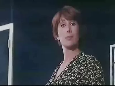 ಕಾರಿನಲ್ಲಿ ಹೊಂಬಣ್ಣದ ಹದಿಹರೆಯದ ಬ್ಲೋ ಜಾಬ್