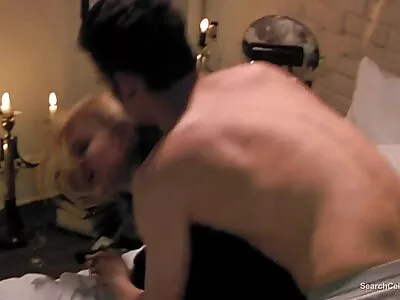 ಅವಳ ಮುದ್ದಾದ ಪುಟ್ಟ ಮುಖವನ್ನು ತಲ್ಲಣಗೊಳಿಸುವುದು