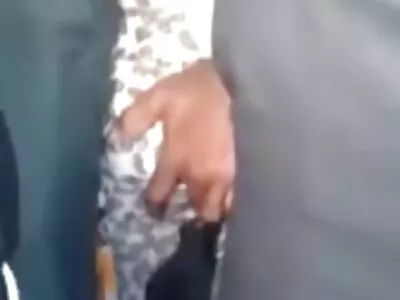 ಹಾರ್ನಿ ಬೇಬ್ ನನ್ನ ಚೆಂಡುಗಳನ್ನು ನೆಕ್ಕುತ್ತದೆ