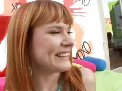 ಕ್ಯಾಮೆರಾದಲ್ಲಿ ಭಾವೋದ್ರಿಕ್ತ ಆಳವಾದ ಬ್ಲೋ ಜಾಬ್