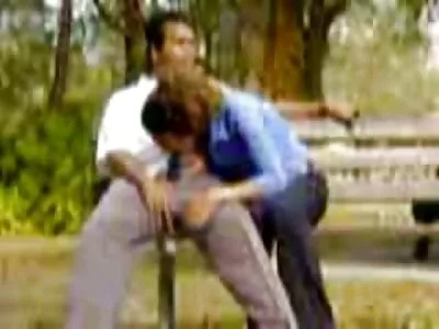 ನಾವು ನನ್ನ ಹೆಂಡತಿಯೊಂದಿಗೆ ಸೆಕ್ಸ್ ಮಾಡುತ್ತಿದ್ದೇವೆ ಮತ್ತು ಅದನ್ನು ಕ್ಯಾಮರಾದಲ್ಲಿ ರೆಕಾರ್ಡ್ ಮಾಡುತ್ತಿದ್ದೇವೆ