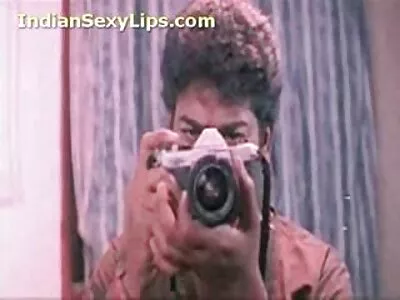 ಕೂದಲುಳ್ಳ ಪುಸಿ ಜೊತೆ BBW MILF ಗುದ ಫಕ್ ಪಡೆಯುತ್ತದೆ