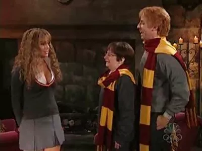 ಹುಡುಗಿ ಕೊಳಕಾಗಿ ಬದಲಾಗುತ್ತಾಳೆ