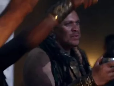 ಹಾಸಿಗೆಯ ಮೇಲೆ ವಾಯೂರ್ ಕ್ರಿಯೆ