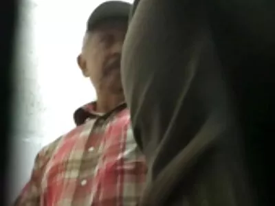 ಬೆರಗುಗೊಳಿಸುತ್ತದೆ ಹಾರ್ಡ್‌ಕೋರ್ ಖಾಸಗಿ ವೀಡಿಯೊ