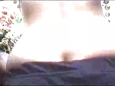 ಹೊಂಬಣ್ಣದ ವೆಬ್‌ಕ್ಯಾಮ್ ಕಾಕ್ ಸಕ್ಕರ್ ಕ್ರಿಯೆಯಲ್ಲಿದೆ