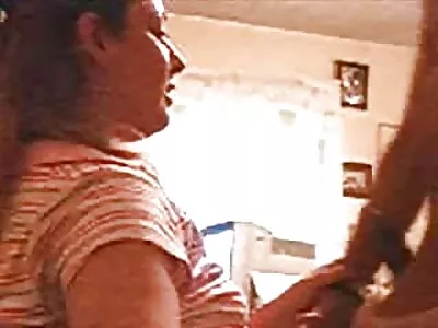 ಕುತೂಹಲಕಾರಿ ಹದಿಹರೆಯದವರು ಪ್ರಾಸಂಗಿಕ ಲೈಂಗಿಕತೆಯನ್ನು ಪರಿಶೋಧಿಸುತ್ತಾರೆ