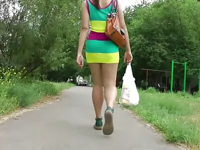 ಹೊಂಬಣ್ಣವು ಗೆಳೆಯನಿಂದ ಗುದದಲ್ಲಿ ದೊಡ್ಡ ಹುಂಜವನ್ನು ಪಡೆಯುತ್ತದೆ