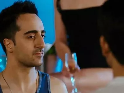 ವಿದ್ಯಾರ್ಥಿ ಪಾರ್ಟಿಯಲ್ಲಿ ಹಾಟ್ ಸೆಕ್ಸ್ ಗೇಮ್